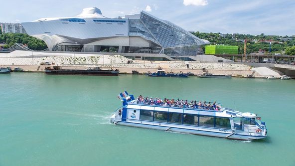 ACTIVITY 1 Lyon city card - Croisière et muséee des confluence - Les Bateaux Lyonnais